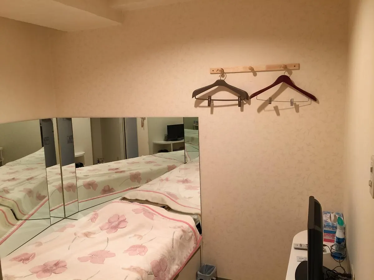Kinshicho Rental Room Paris (Adults Only) 도쿄 0*,  일본