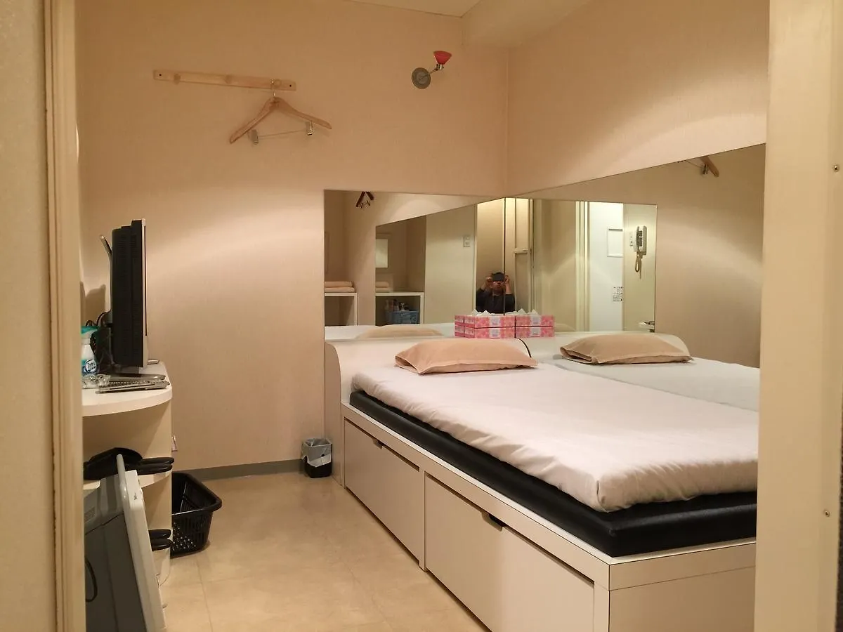 Kinshicho Rental Room Paris (Adults Only) 도쿄 러브호텔